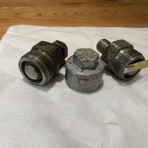 Male hydraulic coupler - coupler, dowty